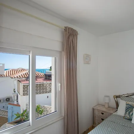 Private For 6 With Seaview, Pool & Big Sun Terrace Willa