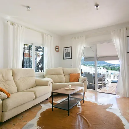 Villa Private For 6 With Seaview, Pool & Big Sun Terrace *