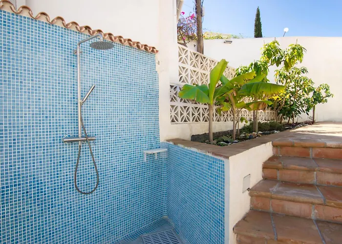 Willa Private For 6 With Seaview, Pool & Big Sun Terrace