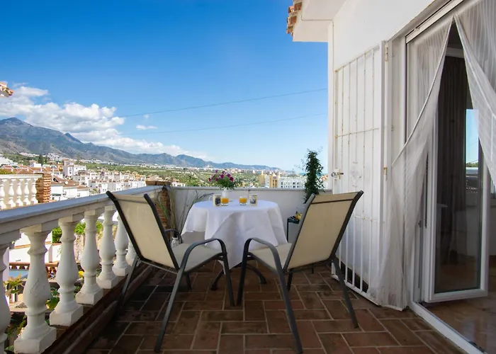 Willa Private For 6 With Seaview, Pool & Big Sun Terrace