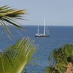 Private For 6 With Seaview, Pool & Big Sun Terrace