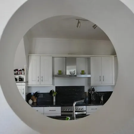 Private Beach Villa For 6 With Seaview, Pool & Big Sun Terrace *