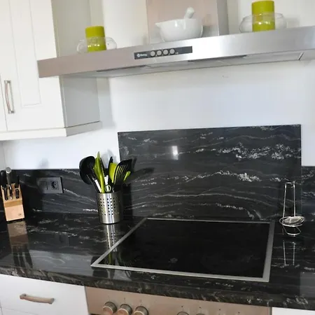 Private Beach Villa For 6 With Seaview, Pool & Big Sun Terrace *