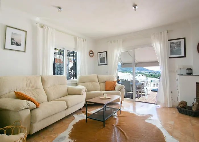 Villa Private For 6 With Seaview, Pool & Big Sun Terrace *
