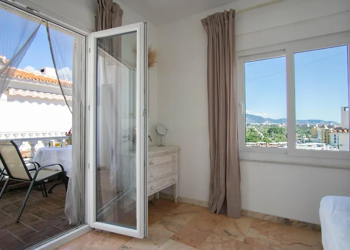 Private For 6 With Seaview, Pool & Big Sun Terrace Nerja
