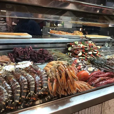 Private Beach Villa For 6 With Seaview, Pool & Big Sun Terrace Вілла *